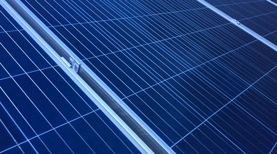 instalar-paneles-solares-una-gran-solucion-de-ahorro-para-las-empresas