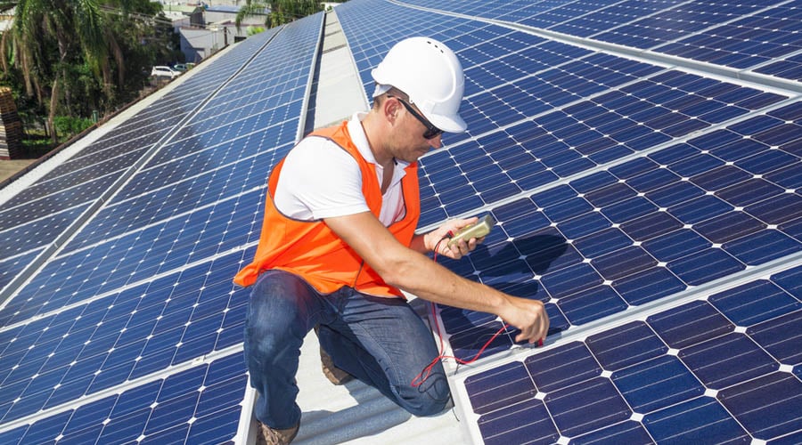 mantenimiento-de-los-paneles-solares