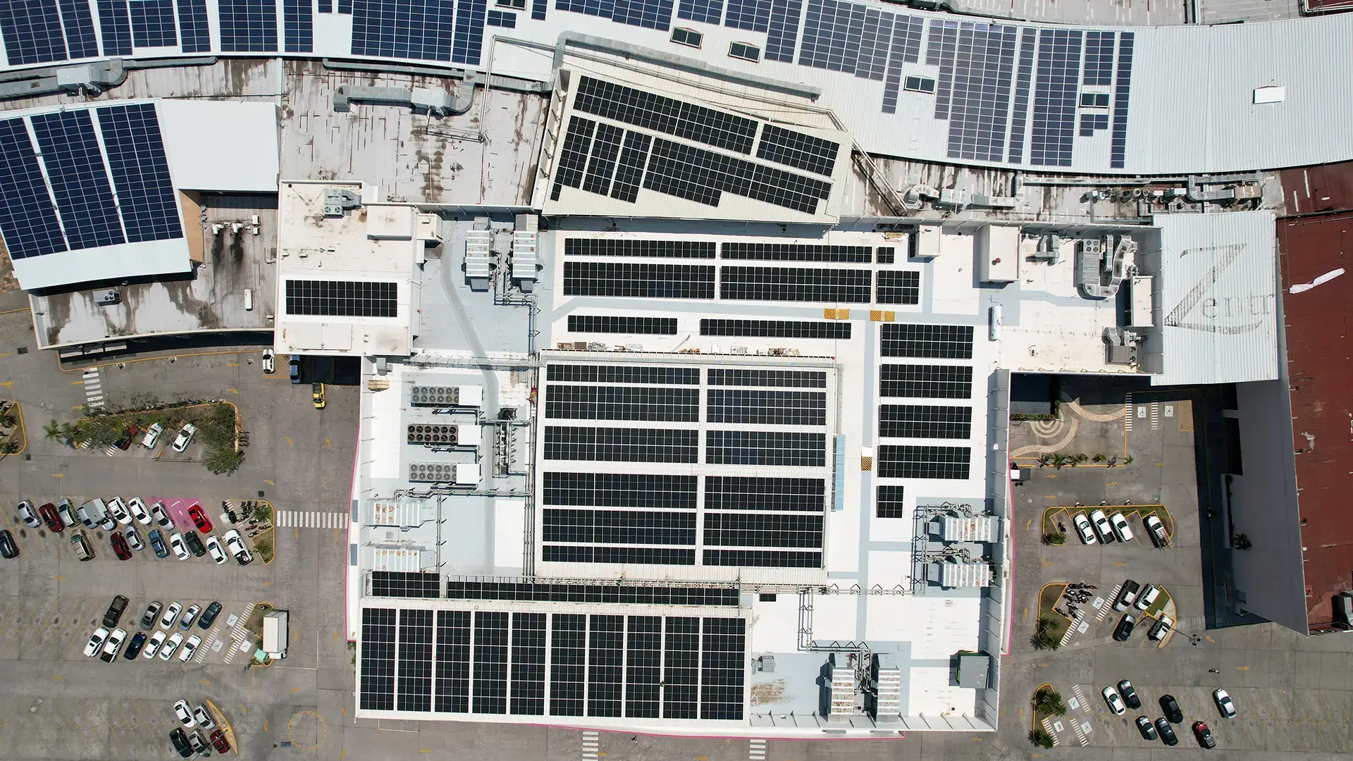 sistema-fotovoltaico-enlight-liverpool-caso-de-exito